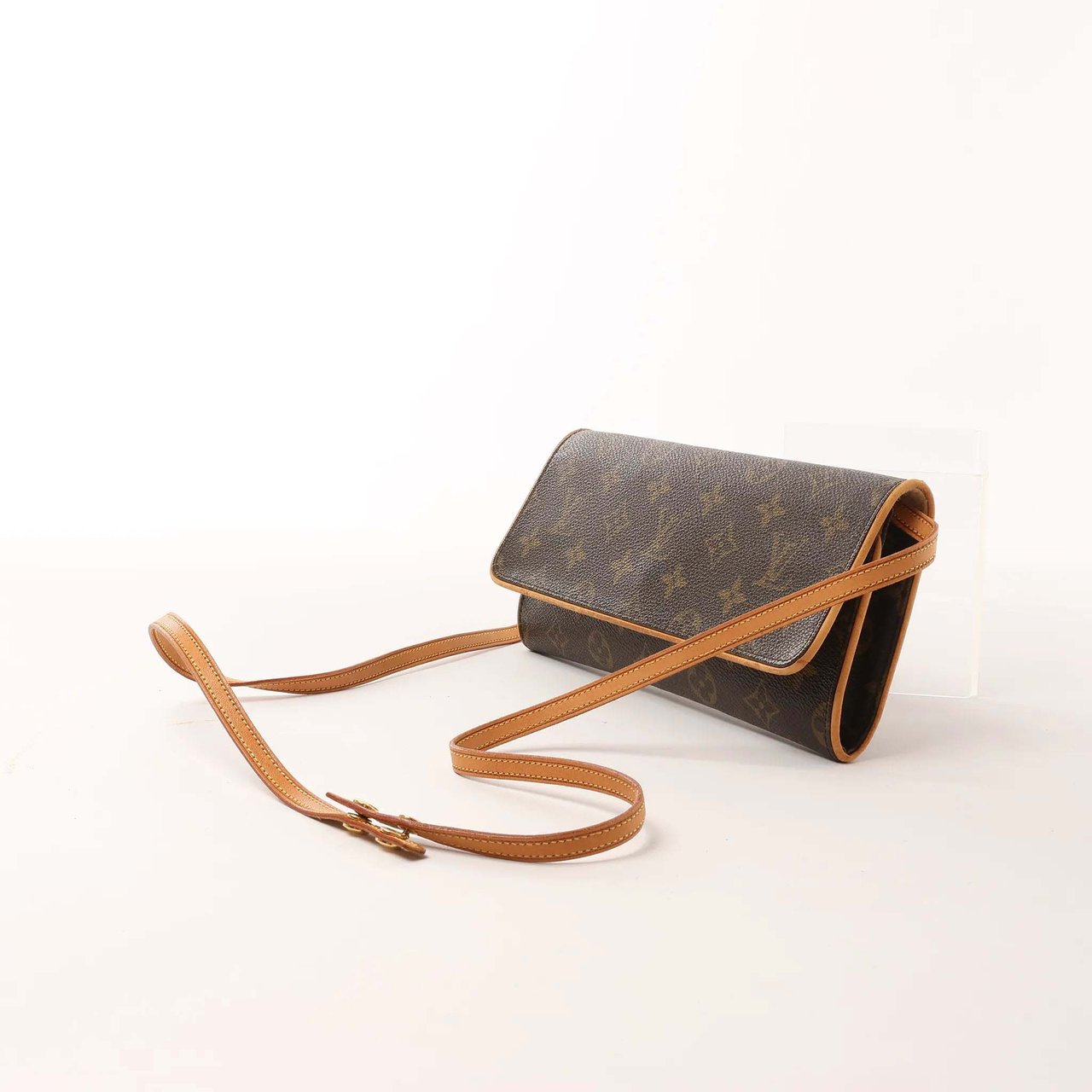 Louis Vuitton Pochette Twin GM Monogram Canvas Crossbody Bag in Brown M51852 Bruin