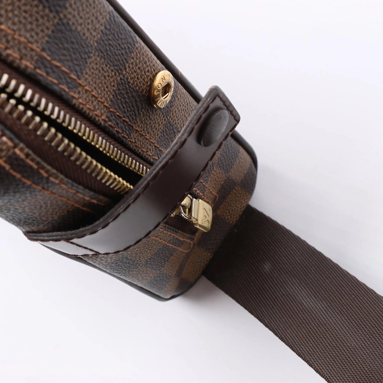 Louis Vuitton Olav PM Damier Ebene Crossbody Bag N41442 Bruin