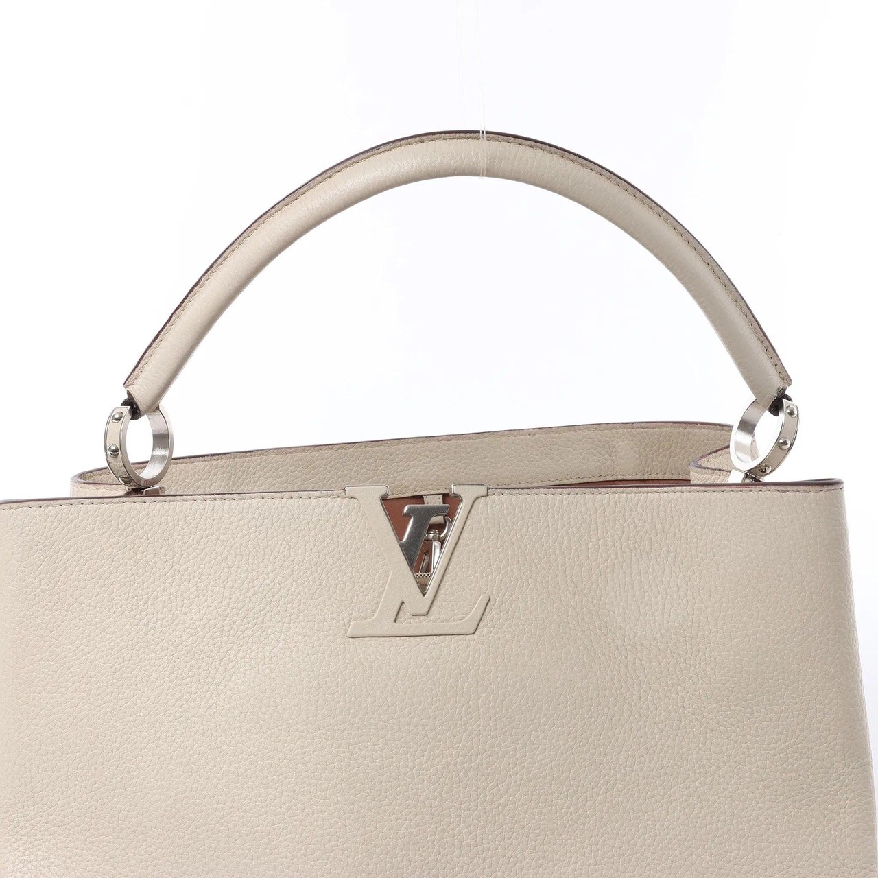 Louis Vuitton Capucines GM Taurillon Leather Handbag in Beige Beige