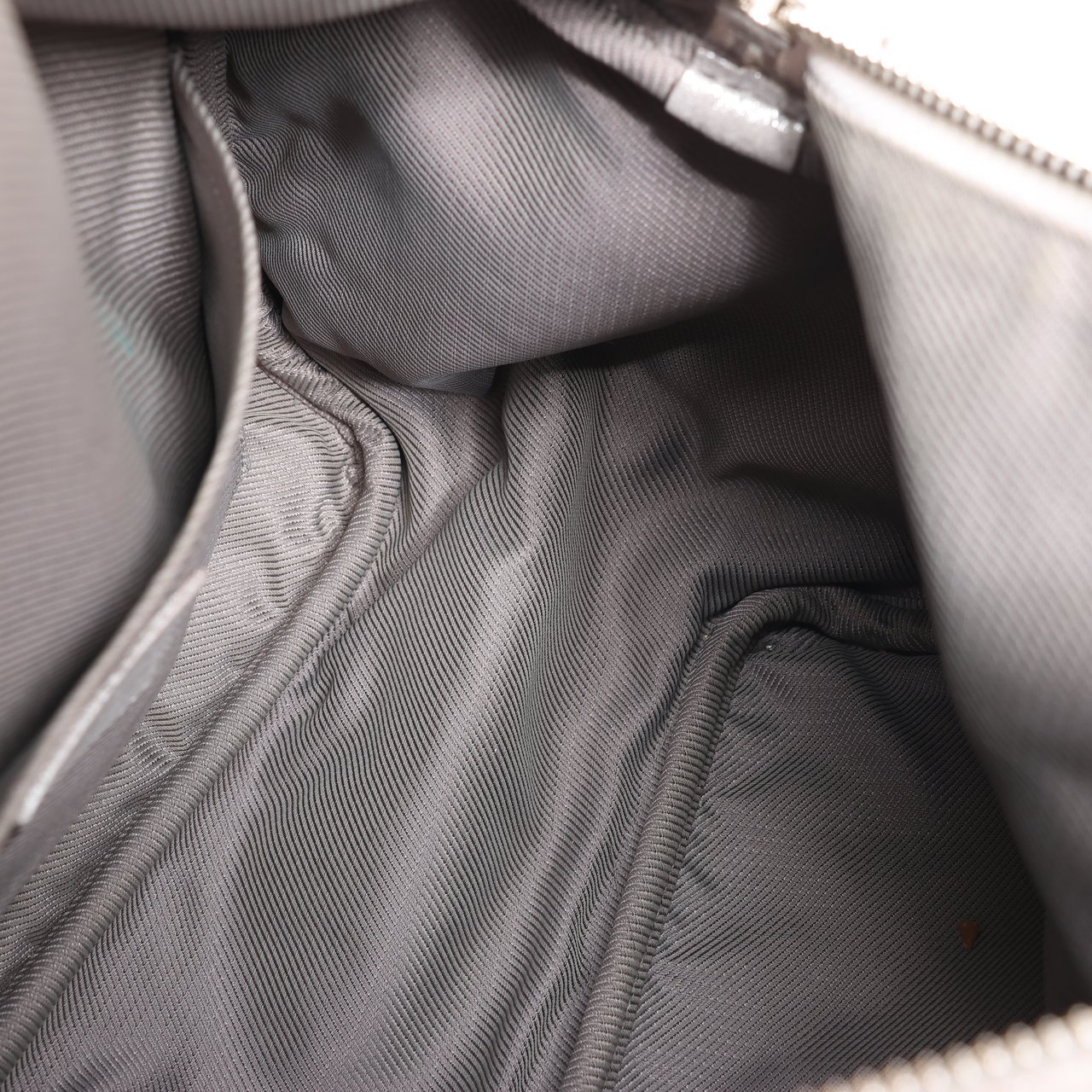 Louis Vuitton Comete Limited Edition Monogram Shoulder Bag in Shimmer Silver Zilver