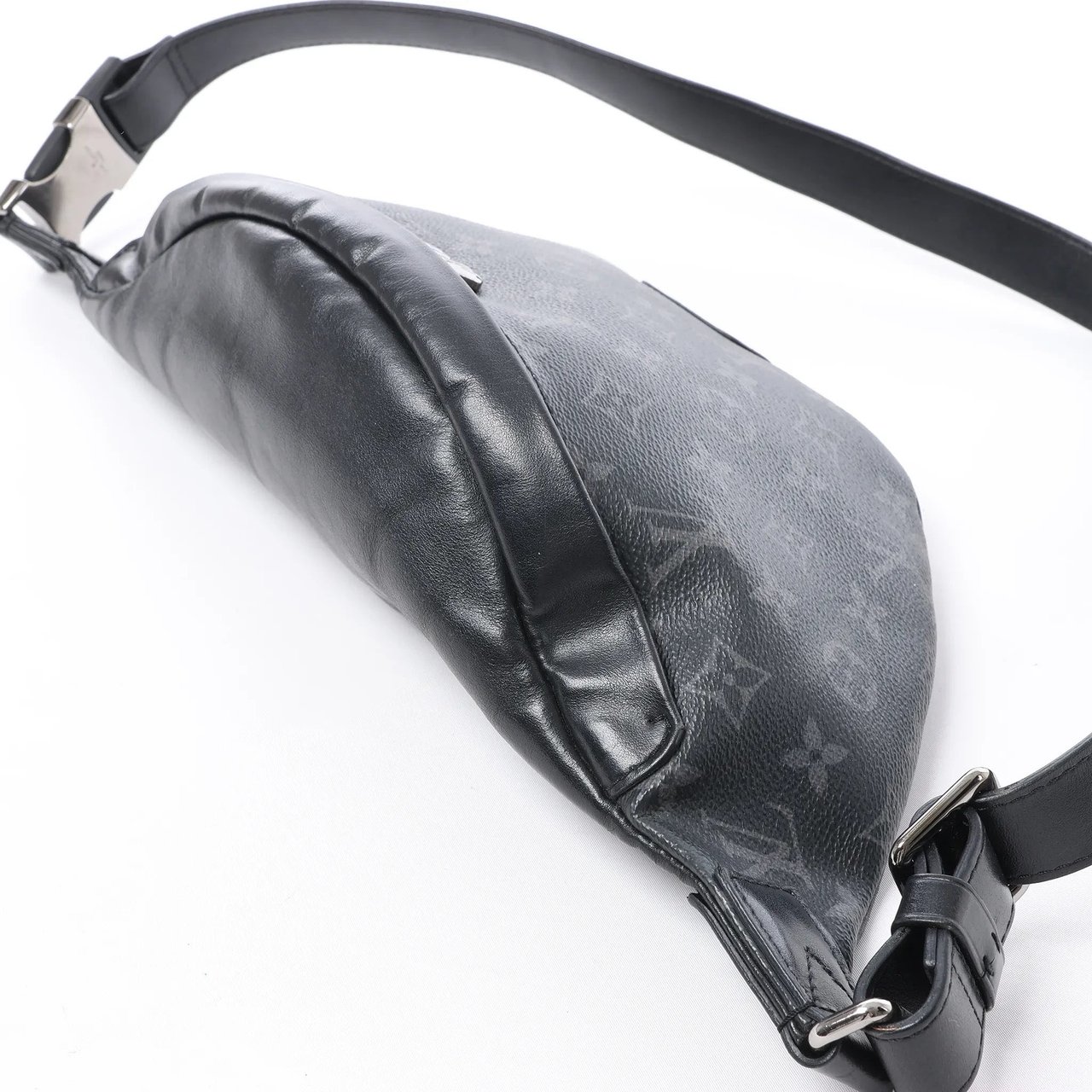 Louis Vuitton Bum Bag PM Discovery Monogram Eclipse Crossbody Bag in Black M46035 Zwart
