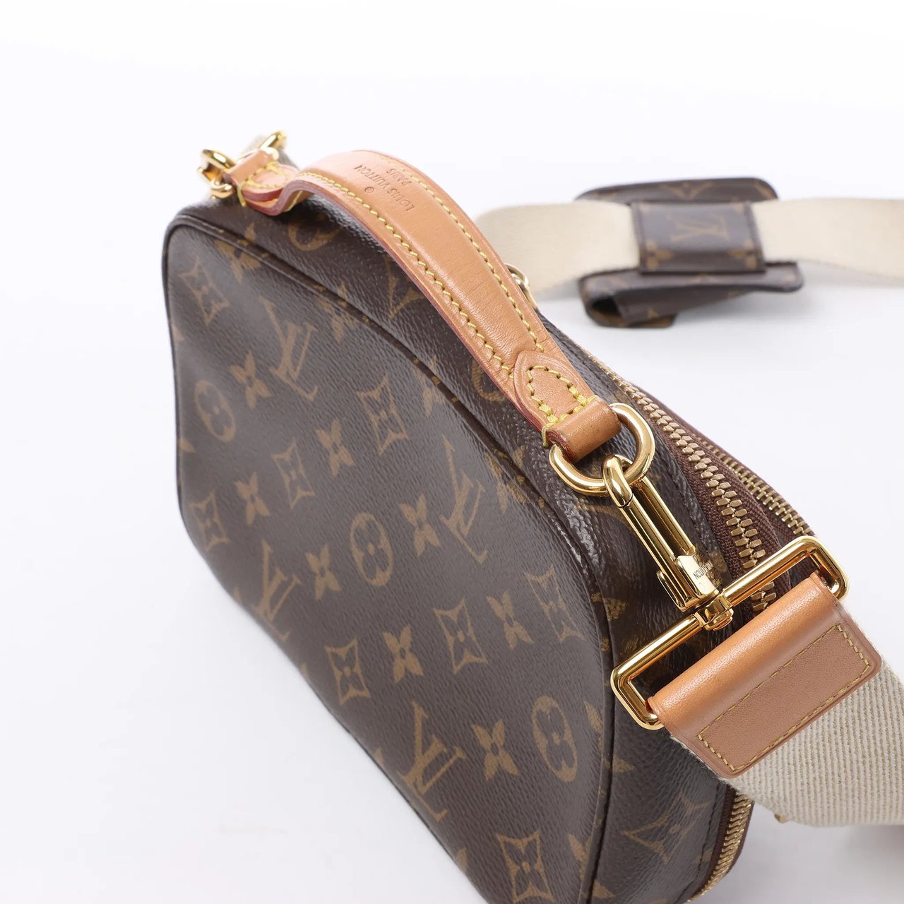 Louis Vuitton Utility Monogram Crossbody Bag in Brown M80446 Bruin