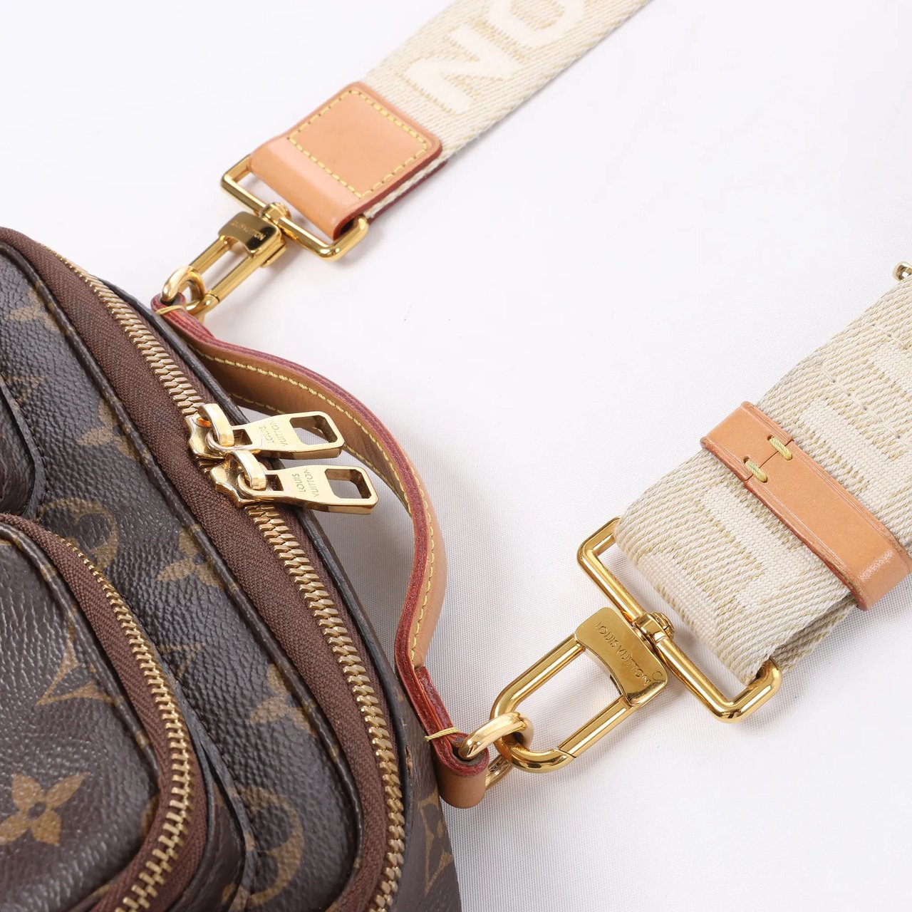 Louis Vuitton Utility Monogram Crossbody Bag in Brown M80446 Bruin