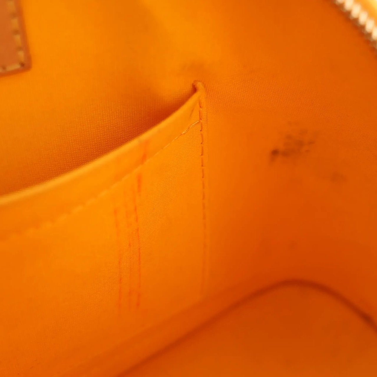 Louis Vuitton Alma BB Monogram Vernis 2Way Handbag in Yellow M91697 Geel