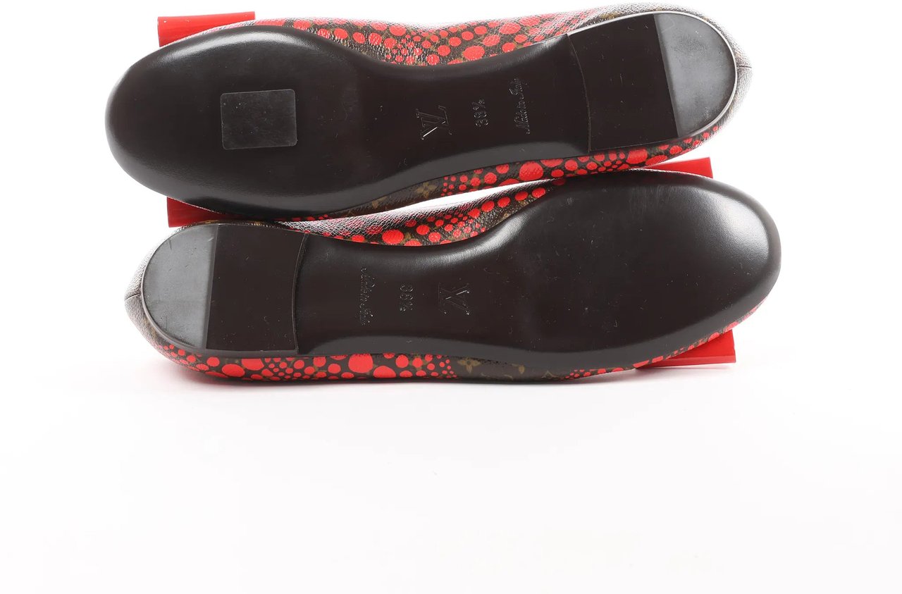 Louis Vuitton x Yayoi Kusama Bow 12 years Leather Polka Dot Ballet Flats in Red x Black, Size 38.5 EU Rood