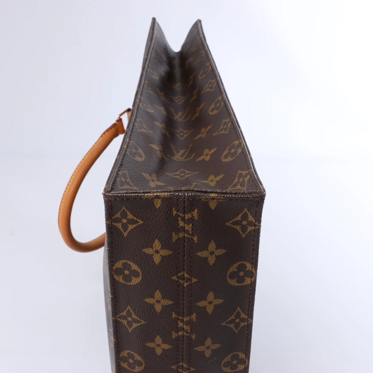 Louis Vuitton Sac Plat Monogram Canvas Handbag in Brown Bruin