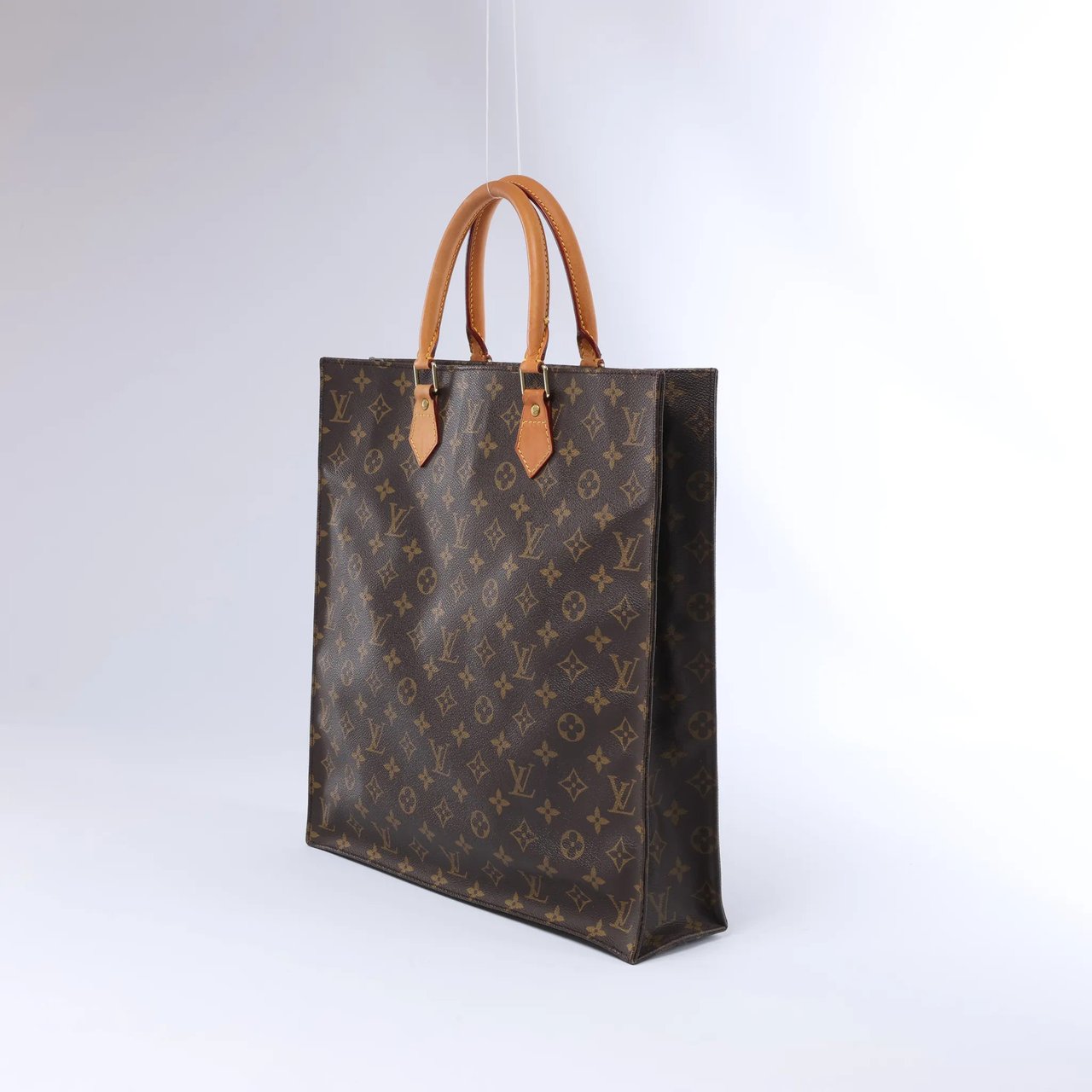 Louis Vuitton Sac Plat Monogram Canvas Handbag in Brown Bruin