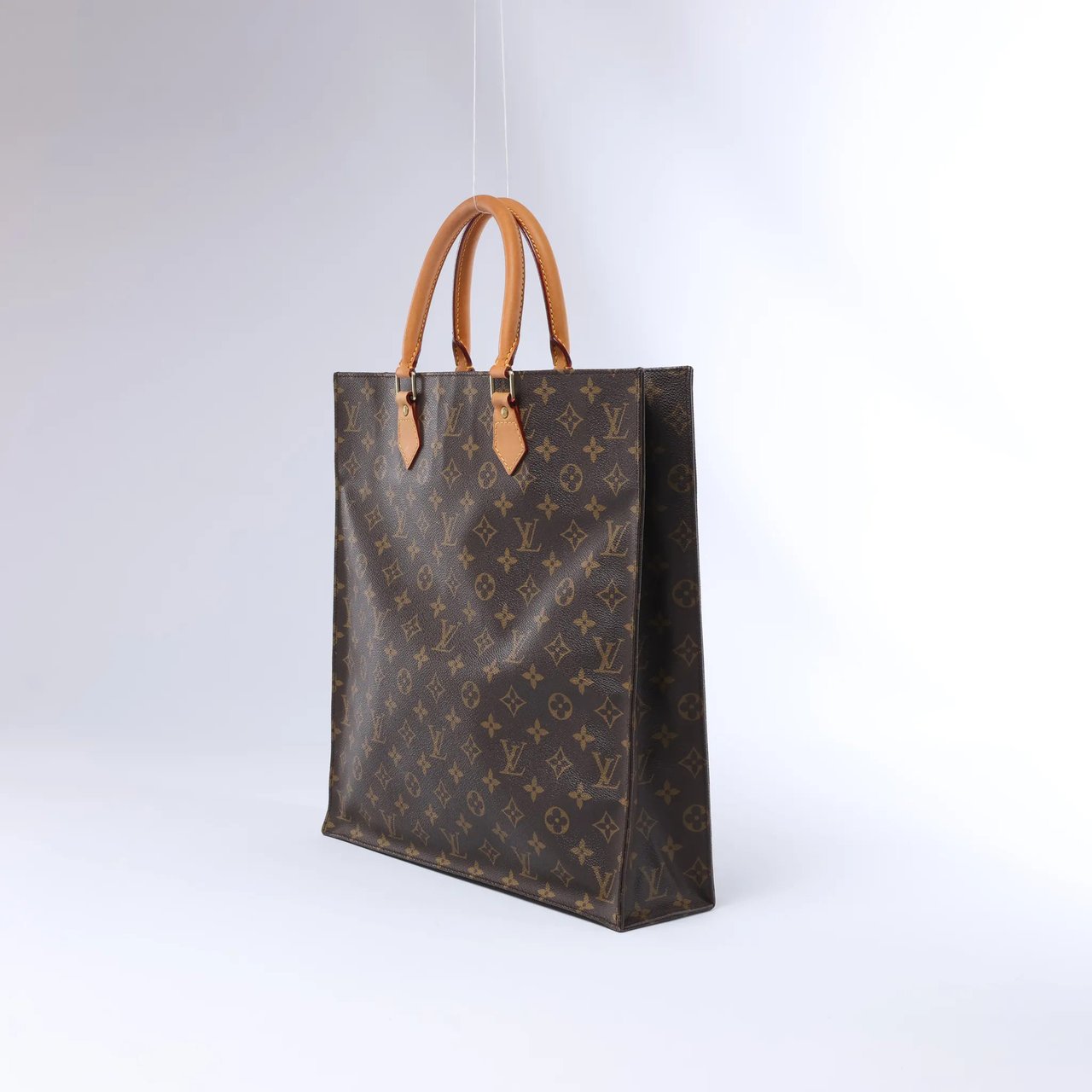 Louis Vuitton Sac Plat Monogram Canvas Handbag in Brown Bruin