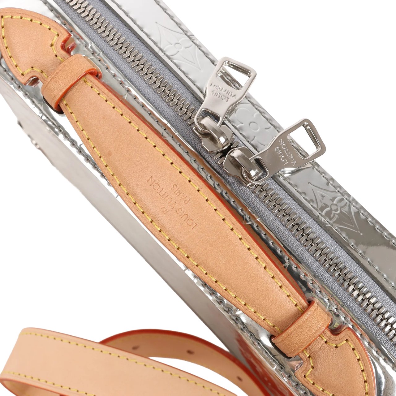 Louis Vuitton Soft Trunk Monogram Canvas Crossbody Bag in Silver M45885 Zilver
