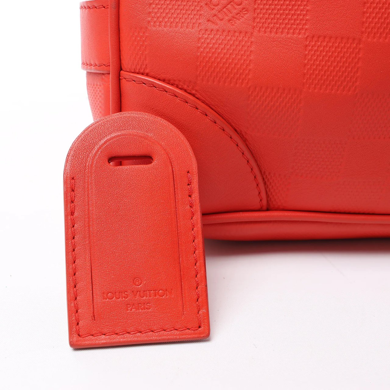 Louis Vuitton Porte Documents Voyages Damier Infini Handbag in Red M56004 Rood