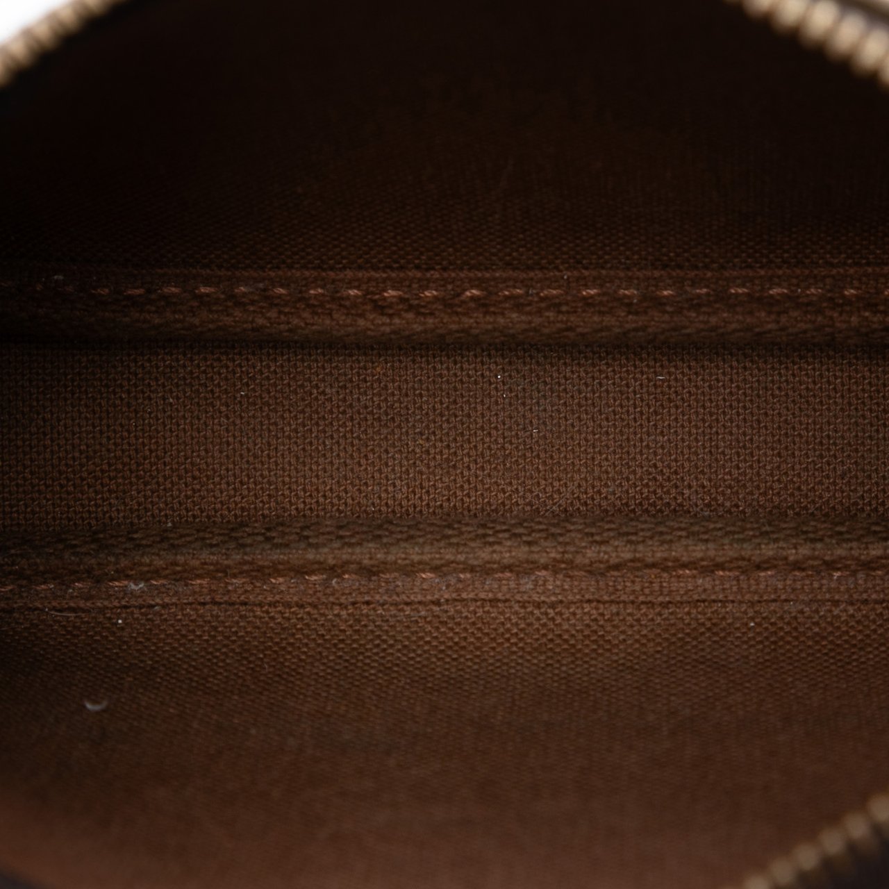 Louis Vuitton Monogram Mini Pochette Accessoires Bruin