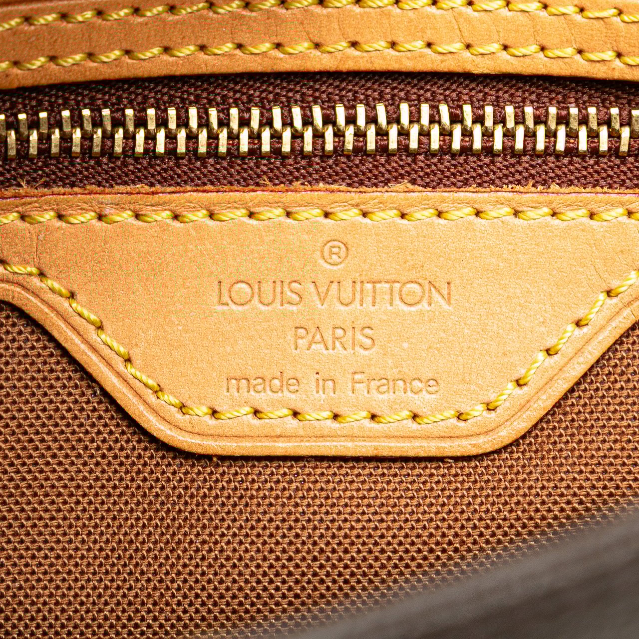 Louis Vuitton Monogram Trotteur Bruin