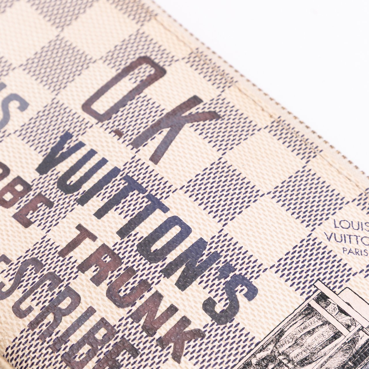 Louis Vuitton Damier Azur Trunks Labels Pochette Milla MM Wit
