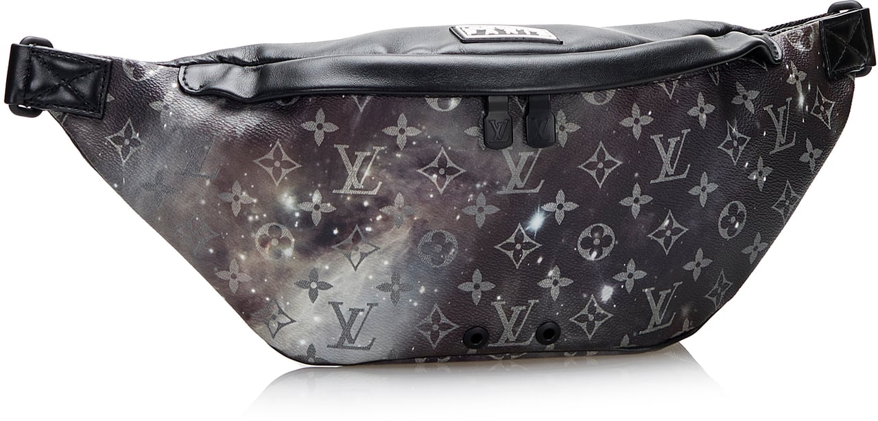 Louis Vuitton Monogram Galaxy Discovery Bumbag Zwart