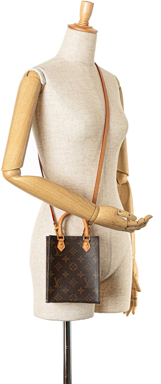Louis Vuitton Monogram Petit Sac Plat Bruin