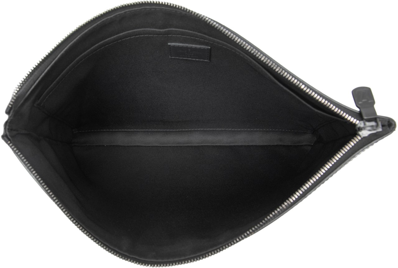Louis Vuitton Monogram Shadow Discovery Pochette Zwart