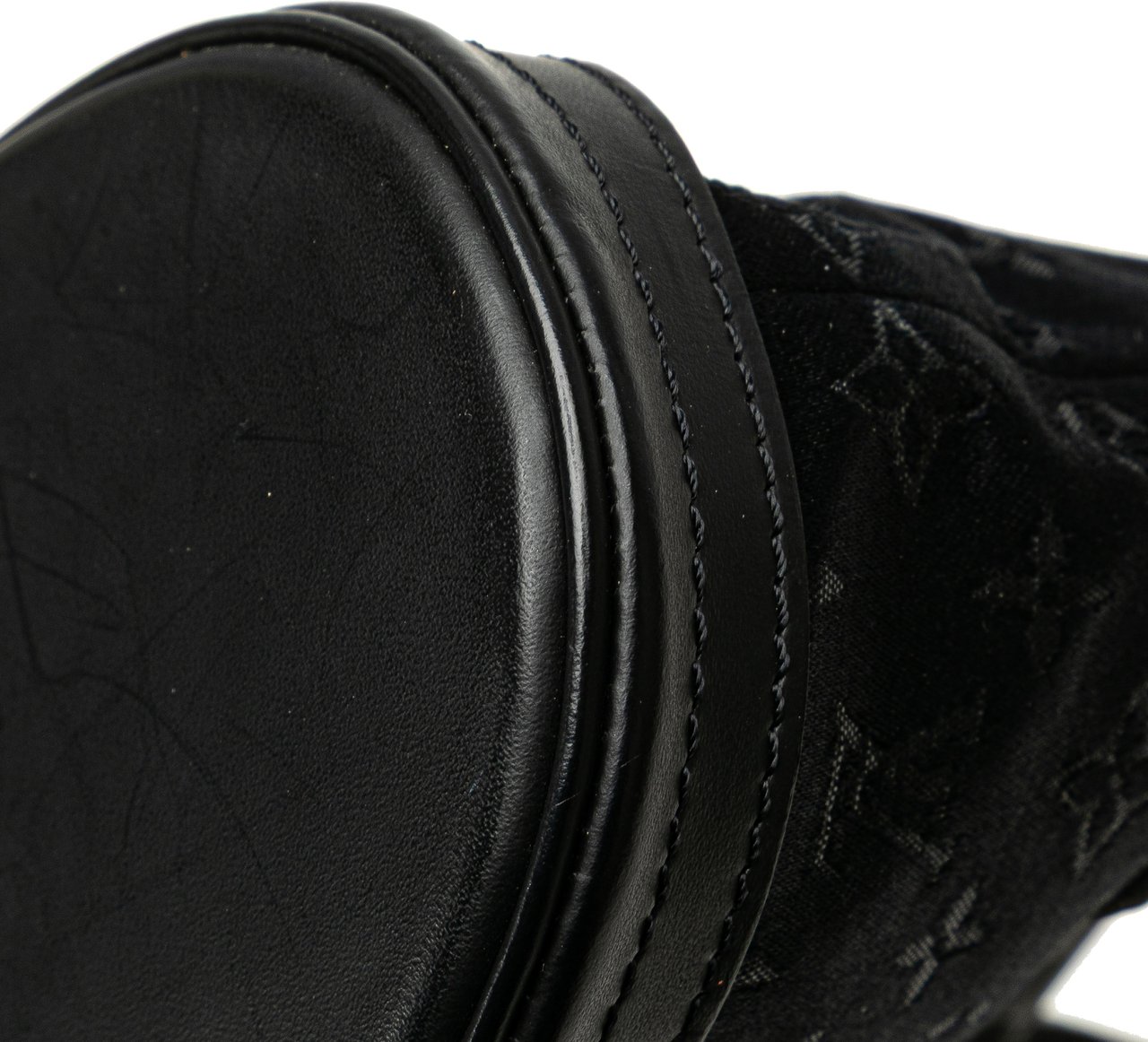 Louis Vuitton Monogram Mini Satin Bucket Zwart