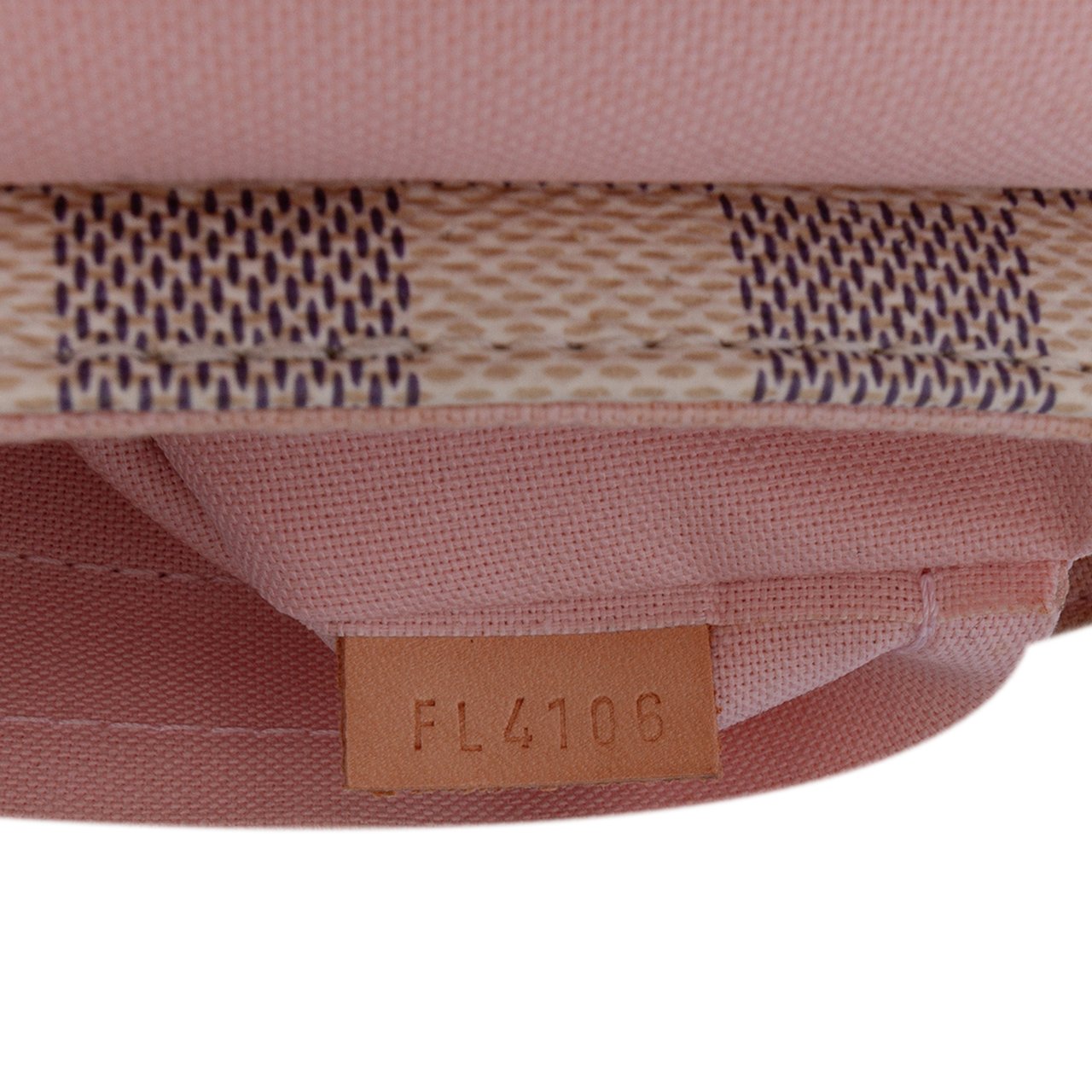 Louis Vuitton Damier Azur Croisette Wit