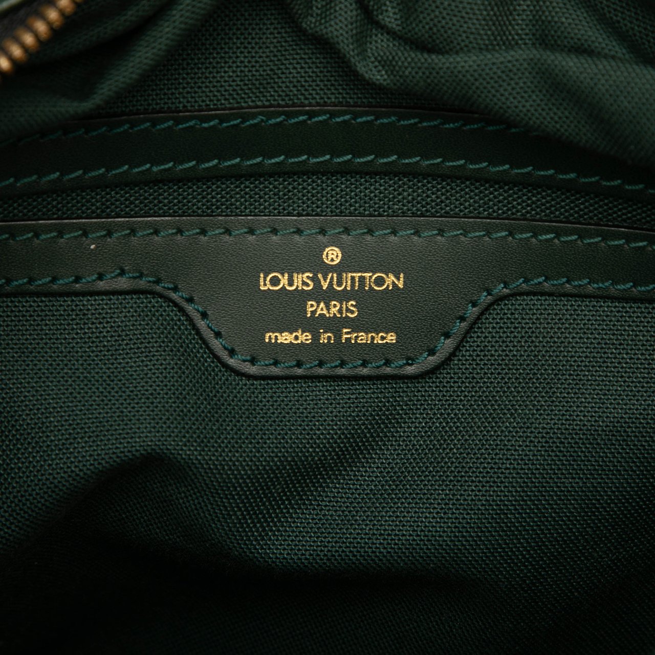 Louis Vuitton Taiga Reporter PM Groen