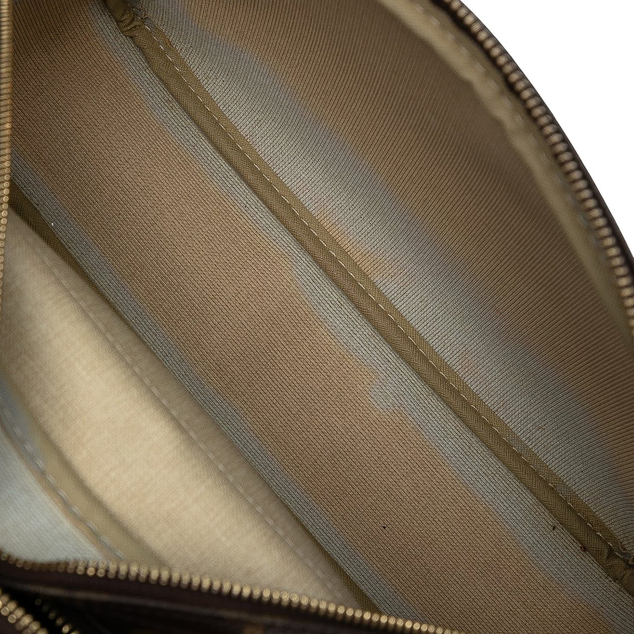 Louis Vuitton Monogram Reporter PM Bruin