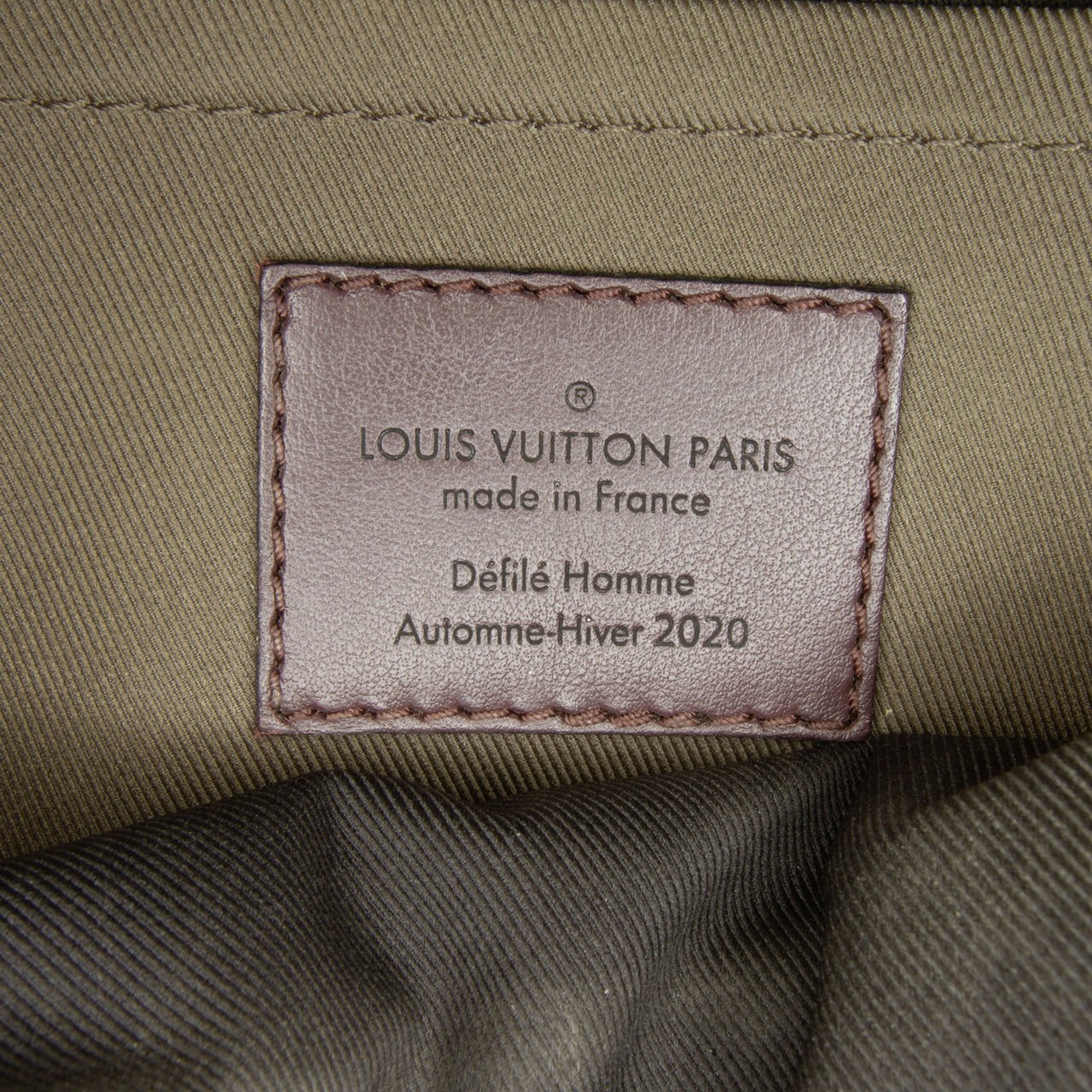 Louis Vuitton Monogram Eclipse Amazone Patchwork Sling Bag Zwart