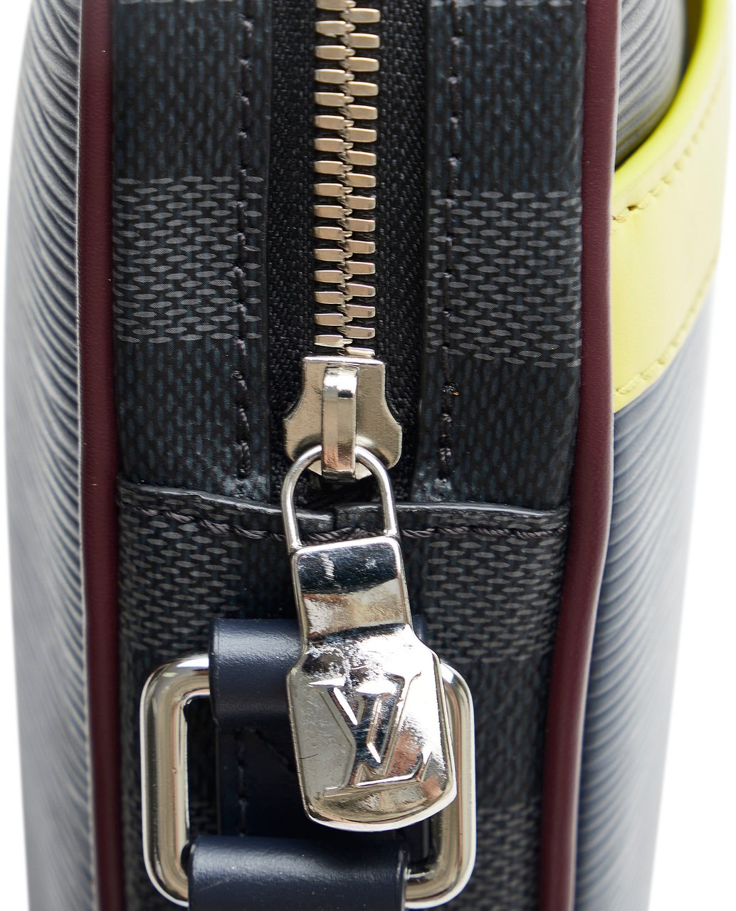 Louis Vuitton Epi Damier Graphite Danube Slim Zwart