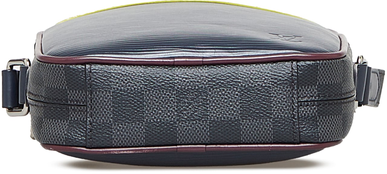 Louis Vuitton Epi Damier Graphite Danube Slim Zwart