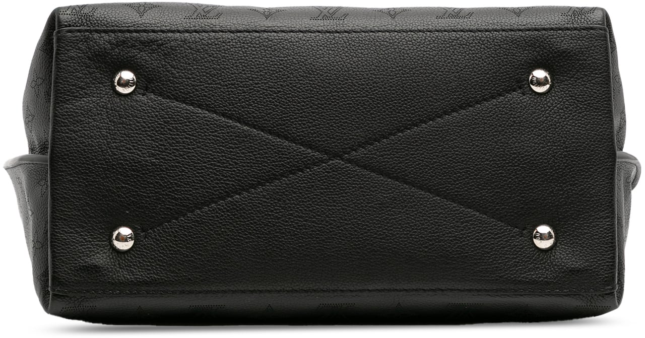 Louis Vuitton Monogram Mahina Carmel Zwart