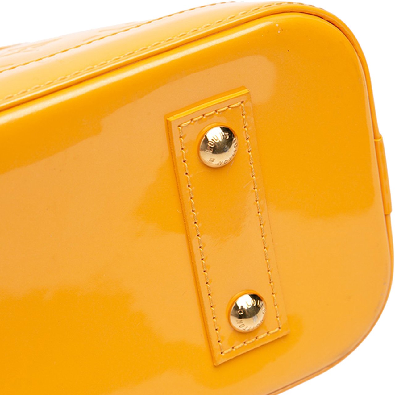 Louis Vuitton Monogram Vernis Alma BB Geel
