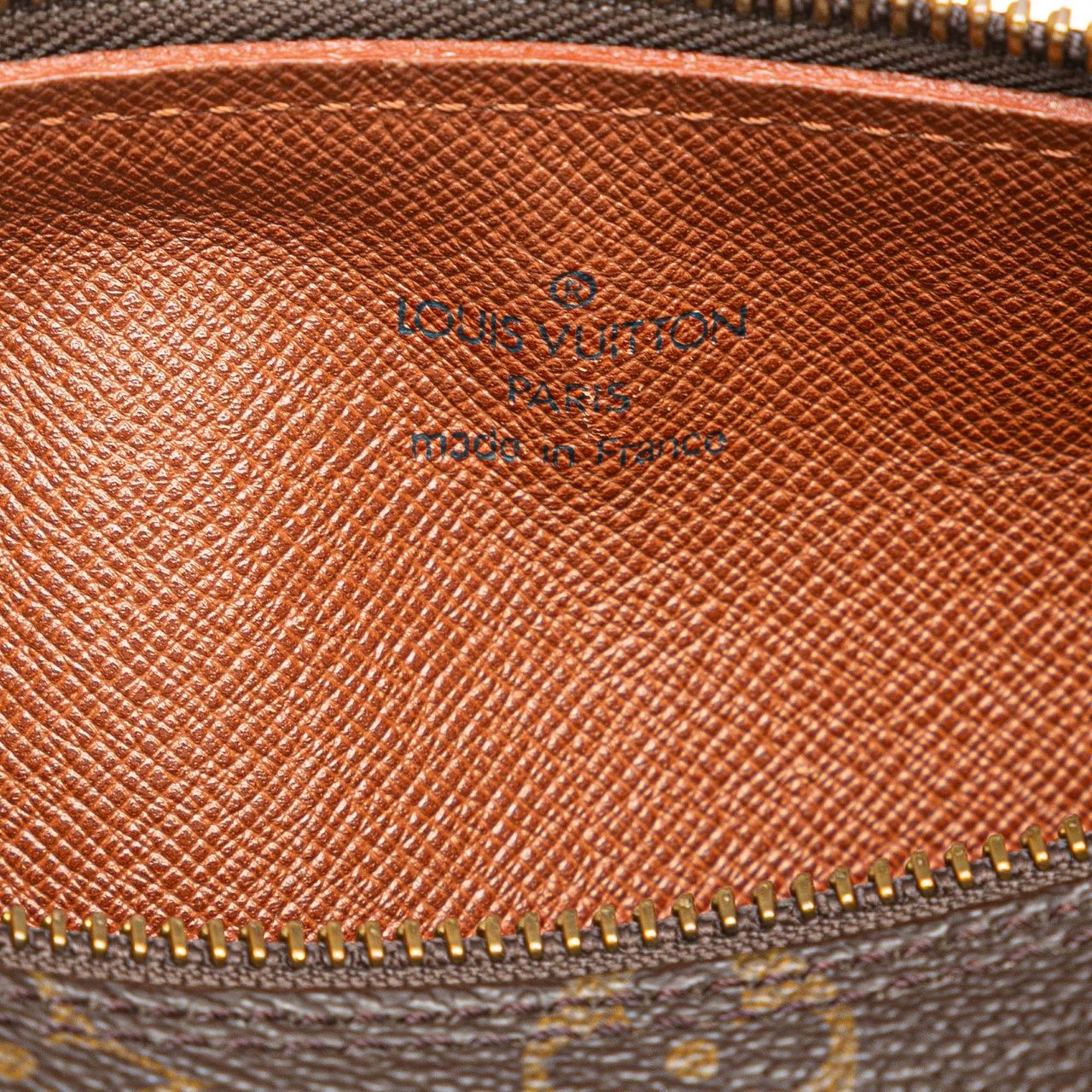 Louis Vuitton Monogram Papillon 26 Bruin