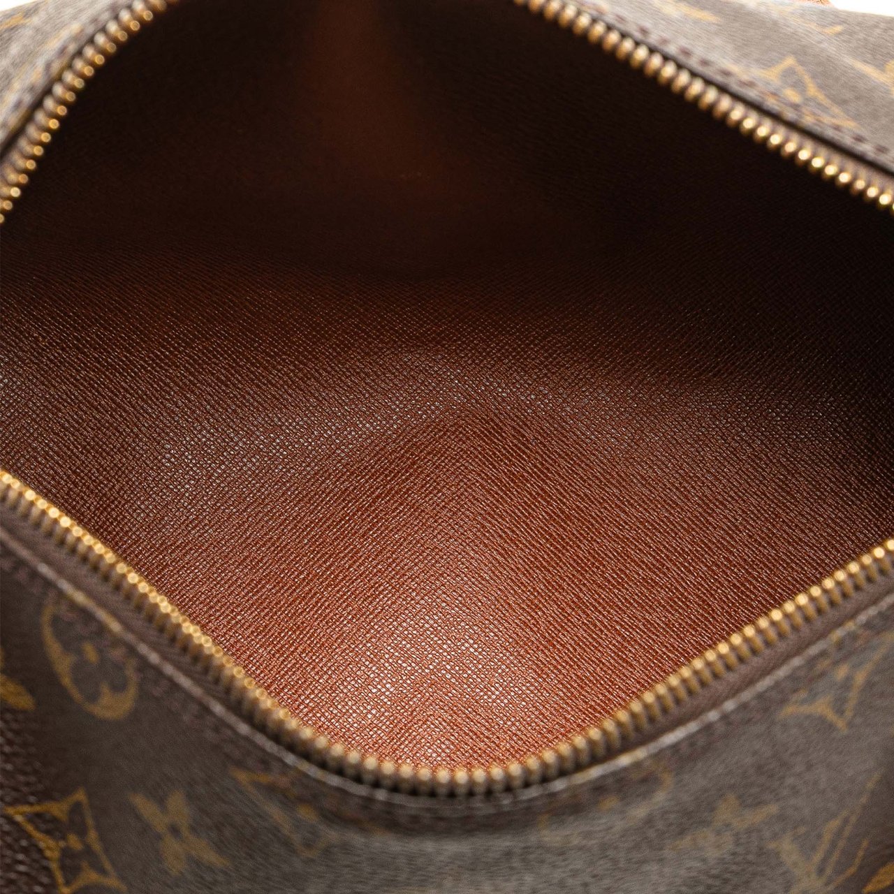 Louis Vuitton Monogram Papillon 26 Bruin