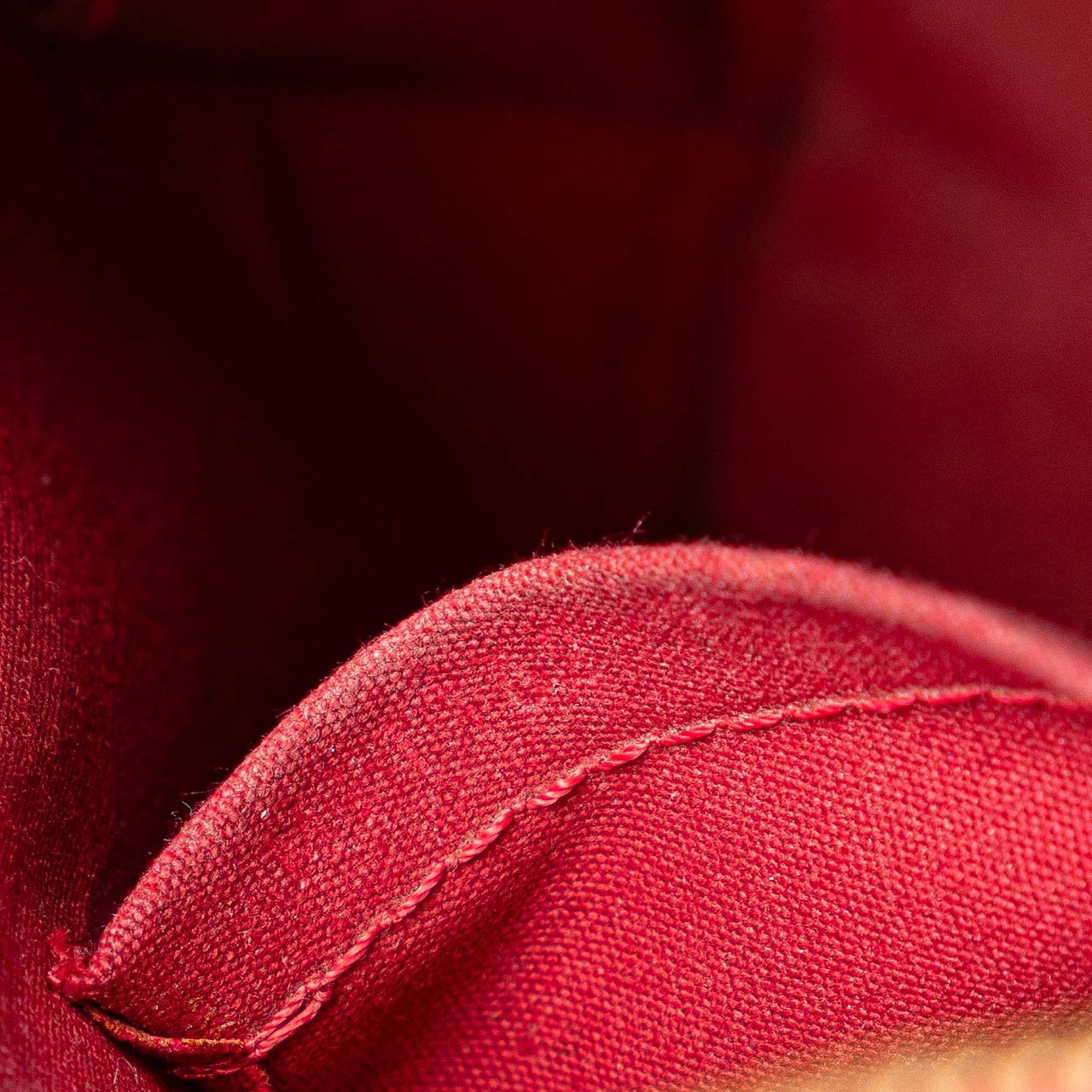 Louis Vuitton Monogram Vernis Alma BB Rood