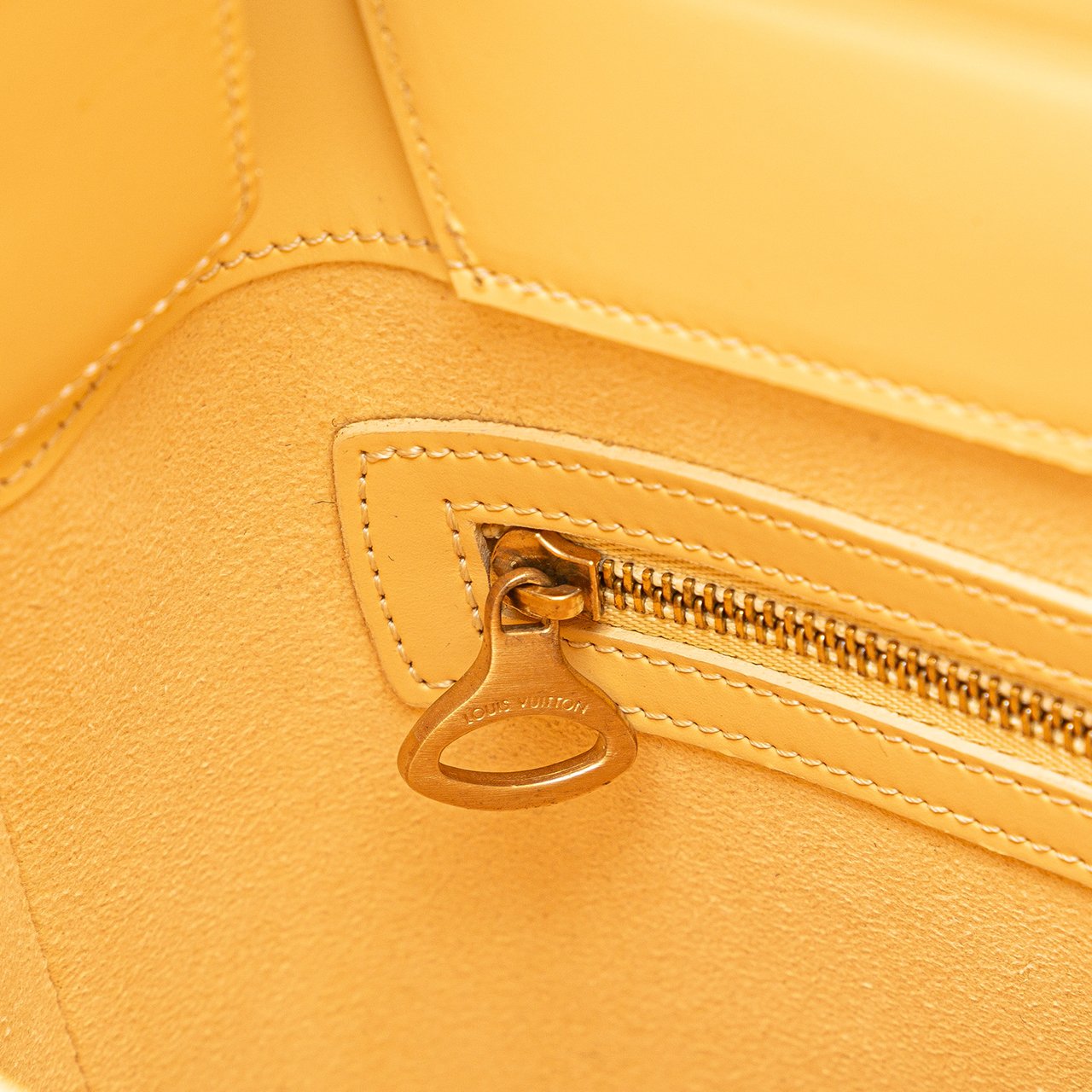 Louis Vuitton Epi Sac Verseau Bruin