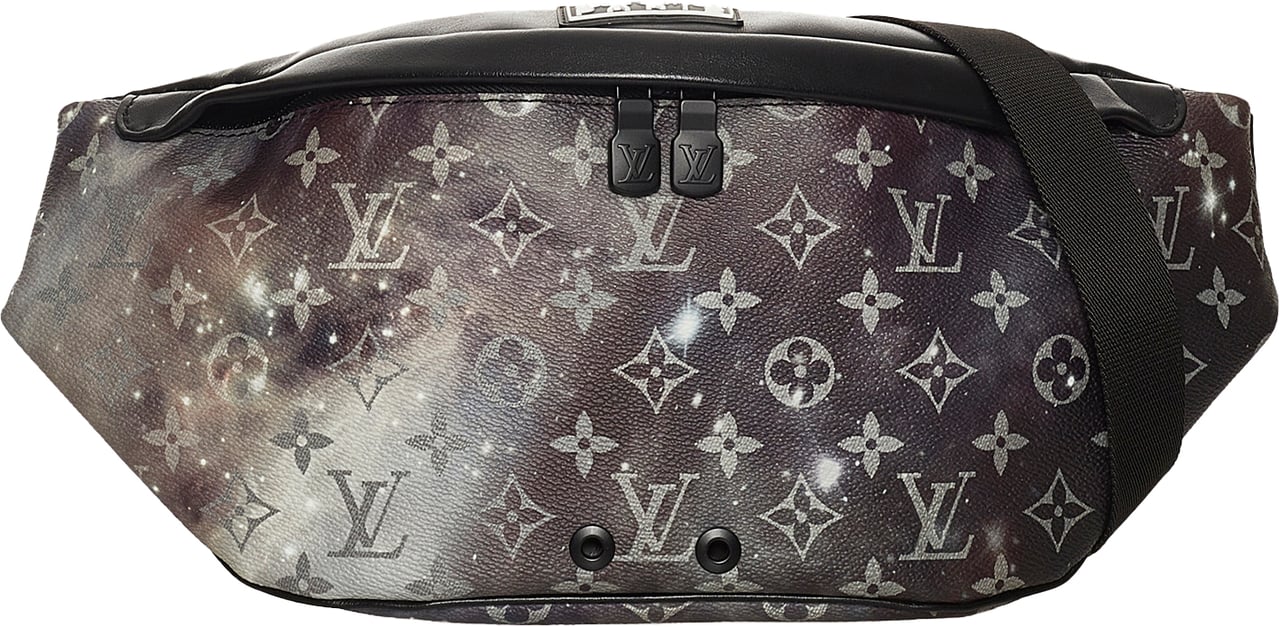 Louis Vuitton Monogram Galaxy Discovery Bumbag Zwart