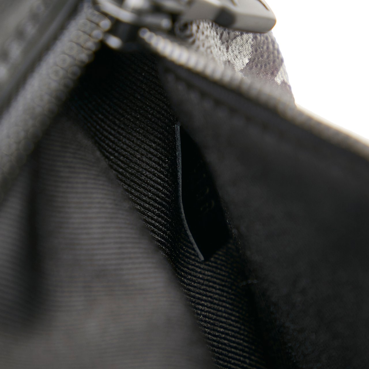 Louis Vuitton Monogram Galaxy Discovery Bumbag Zwart