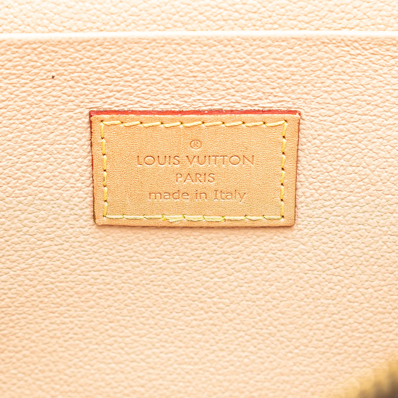 Louis Vuitton Monogram Nice BB Vanity Case Bruin
