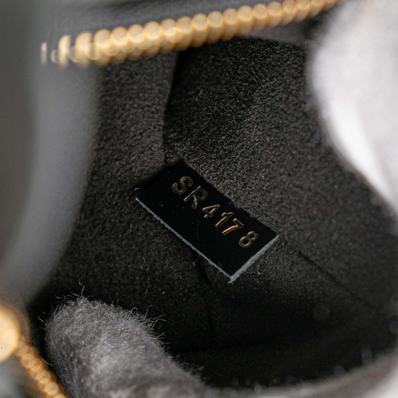Louis Vuitton Epi Love Lock Neonoe Zwart