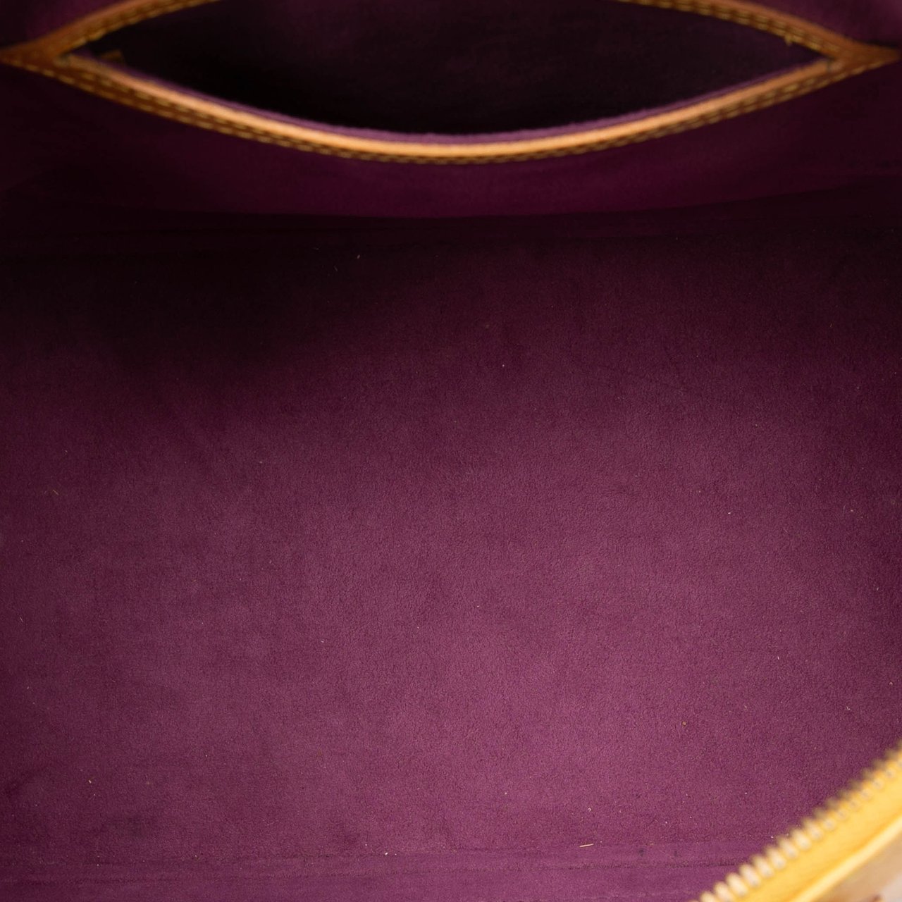 Louis Vuitton Epi Alma PM Geel