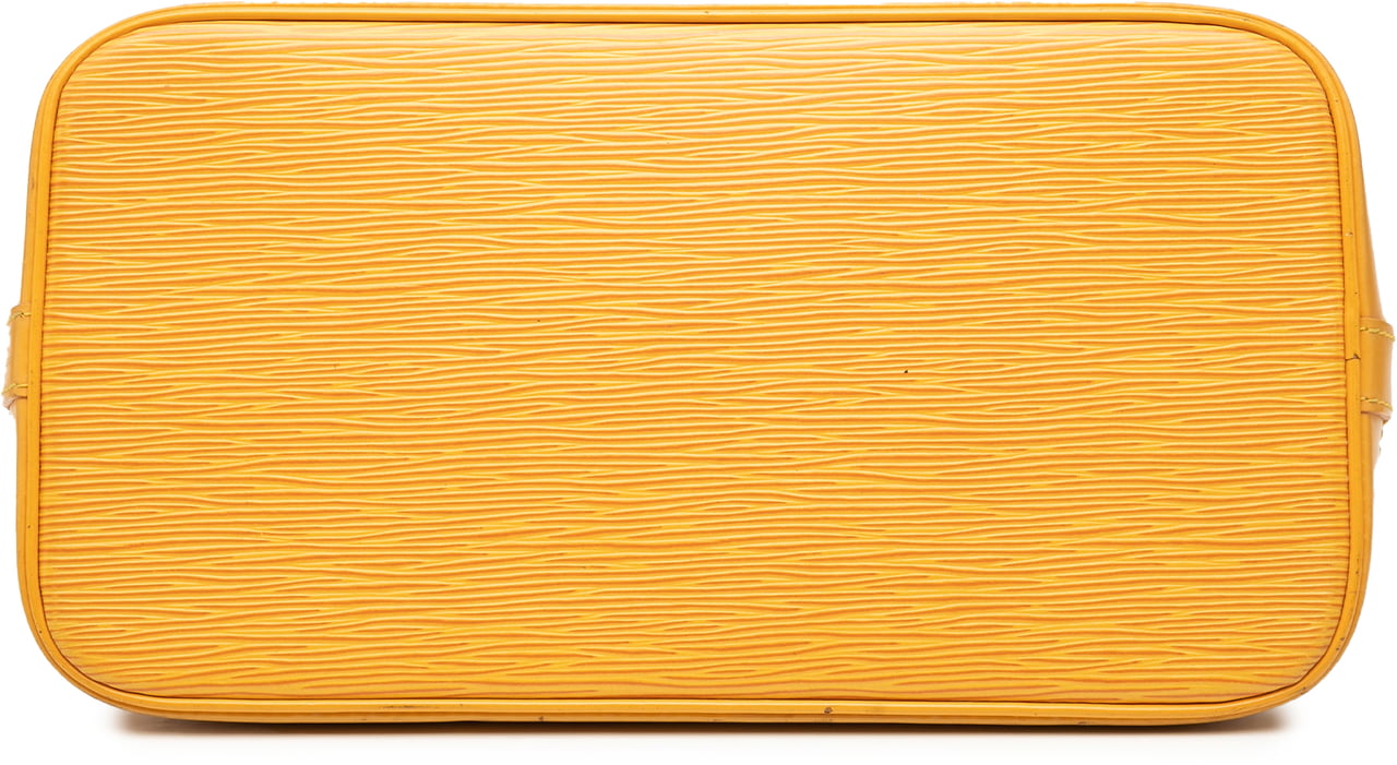 Louis Vuitton Epi Alma PM Geel
