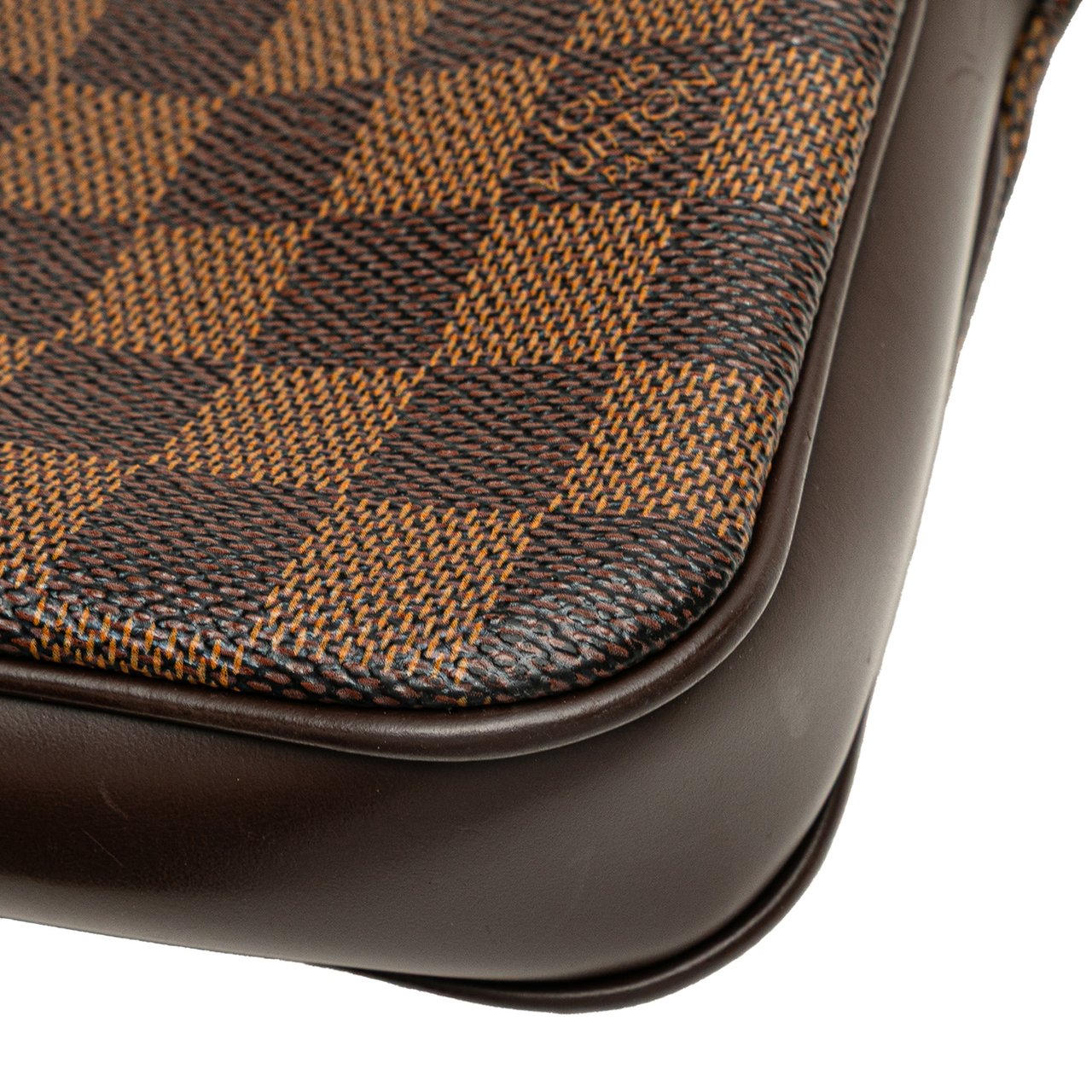 Louis Vuitton Damier Ebene Navona Bruin