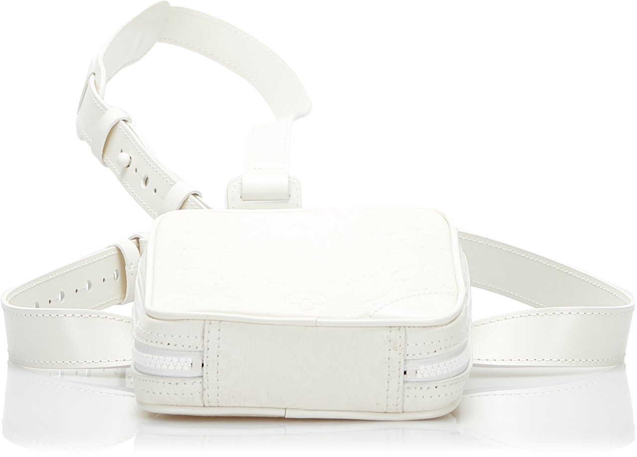 Louis Vuitton Monogram Taurillon Utility Side Wit