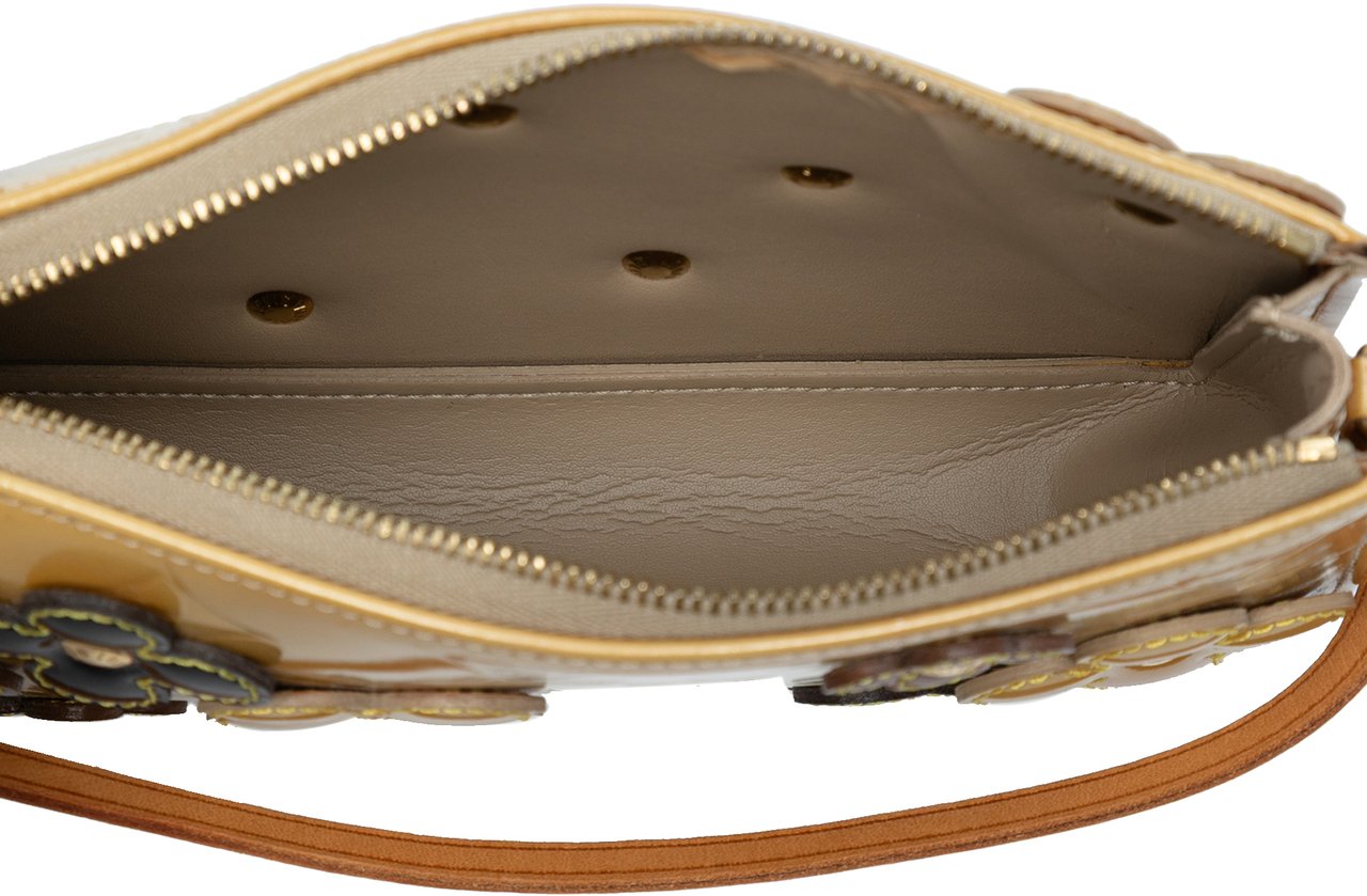 Louis Vuitton Monogram Vernis Fleurs Lexington Pochette Bruin