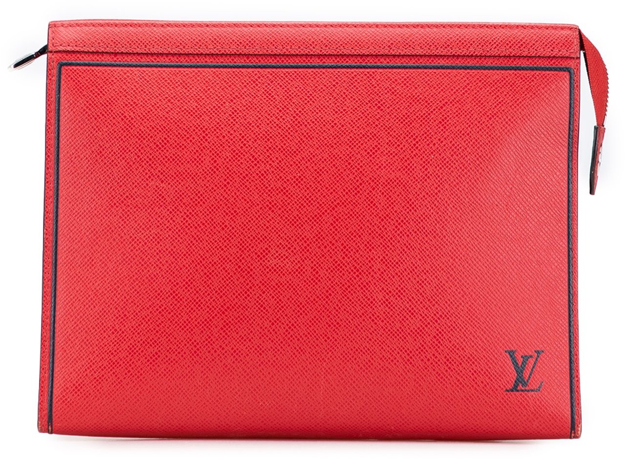 Louis Vuitton Taiga Pochette Voyage MM Rood