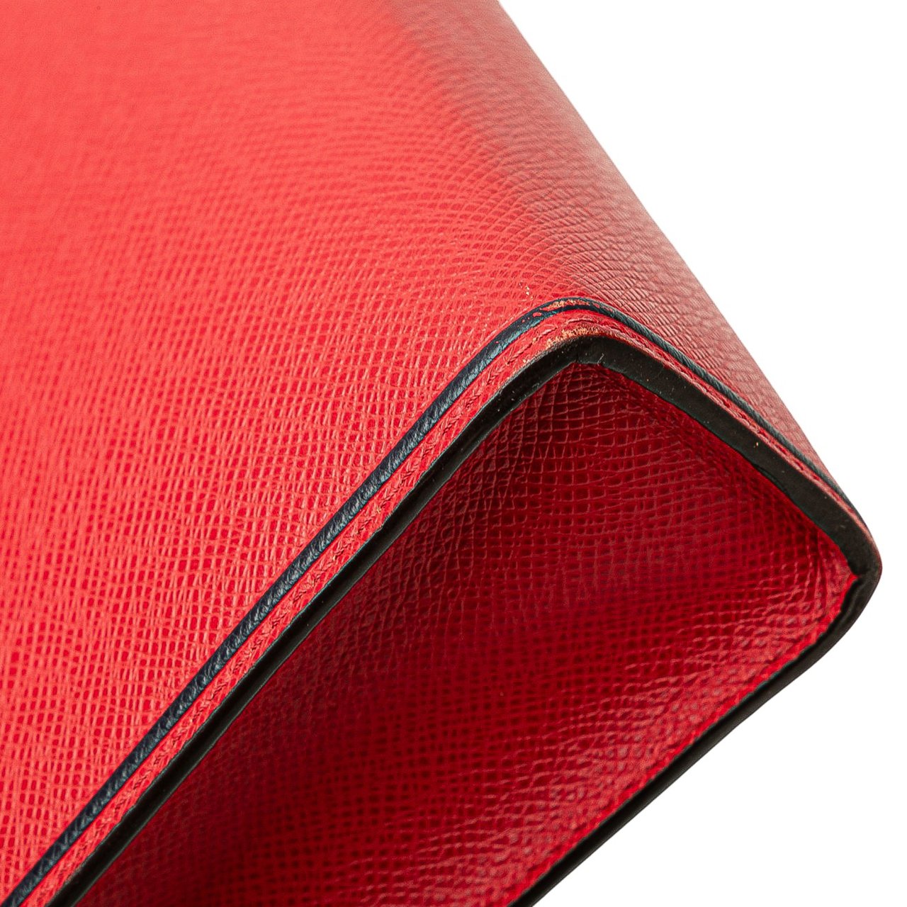 Louis Vuitton Taiga Pochette Voyage MM Rood