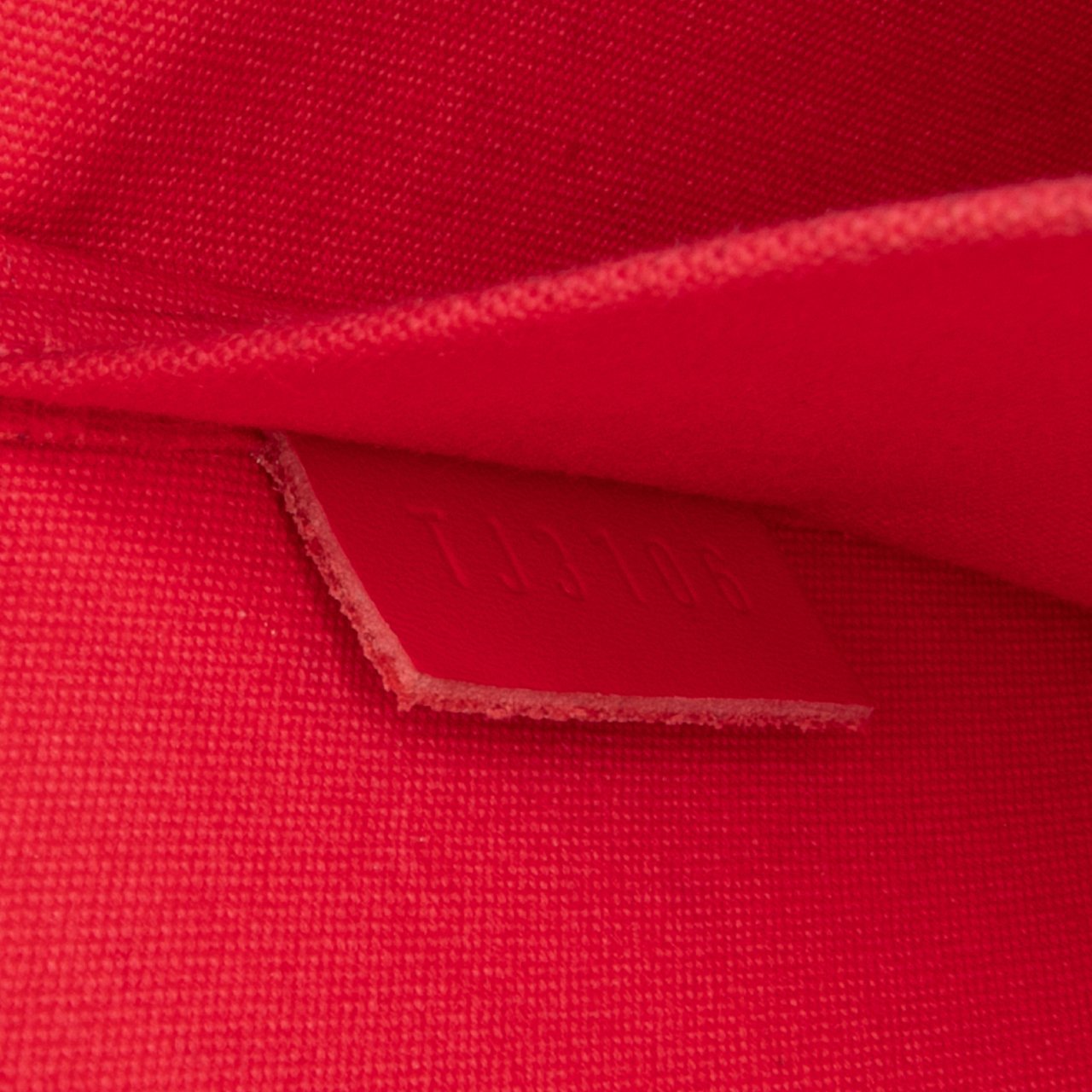 Louis Vuitton Monogram Vernis Pochette Felicie Rood