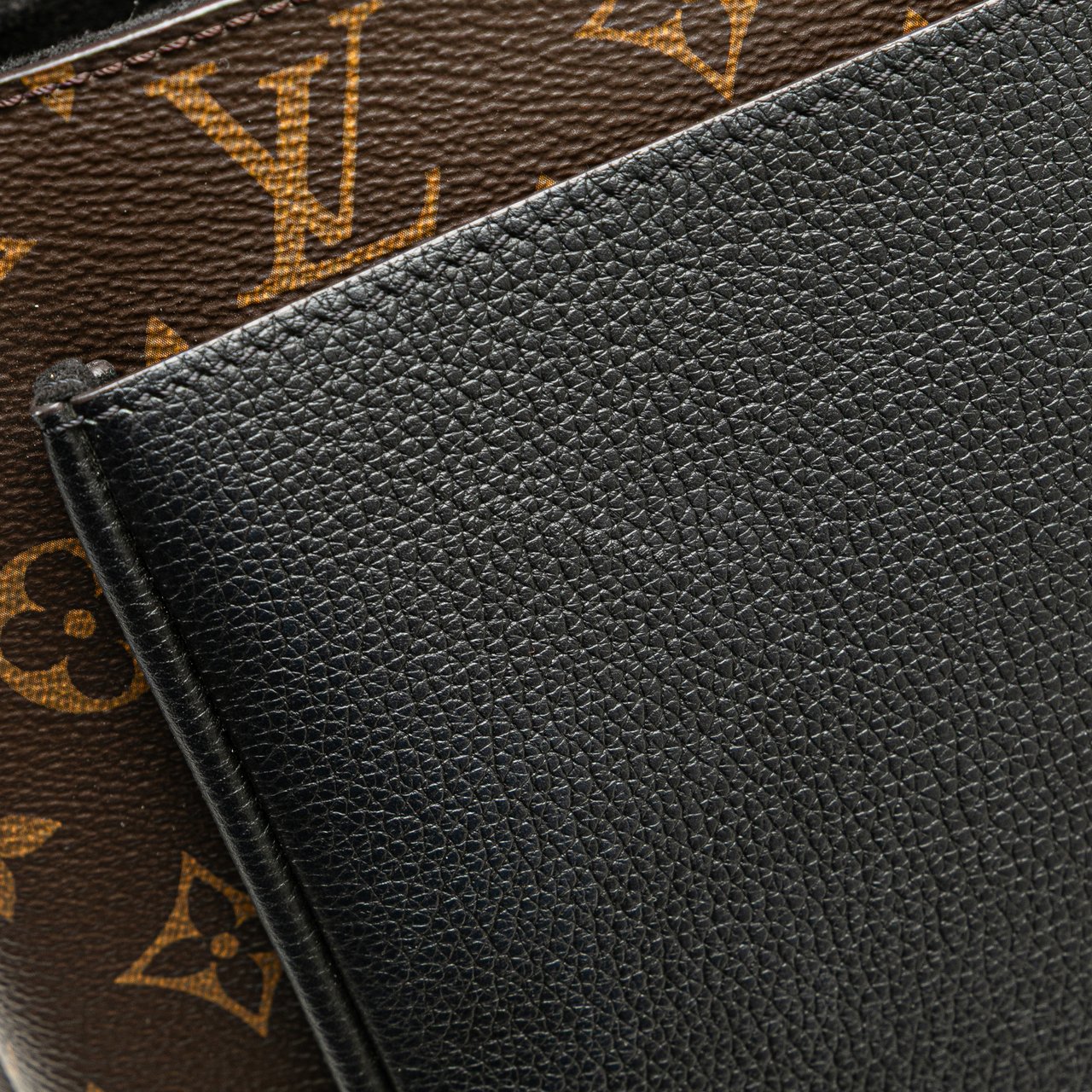 Louis Vuitton Monogram Marignan Bruin
