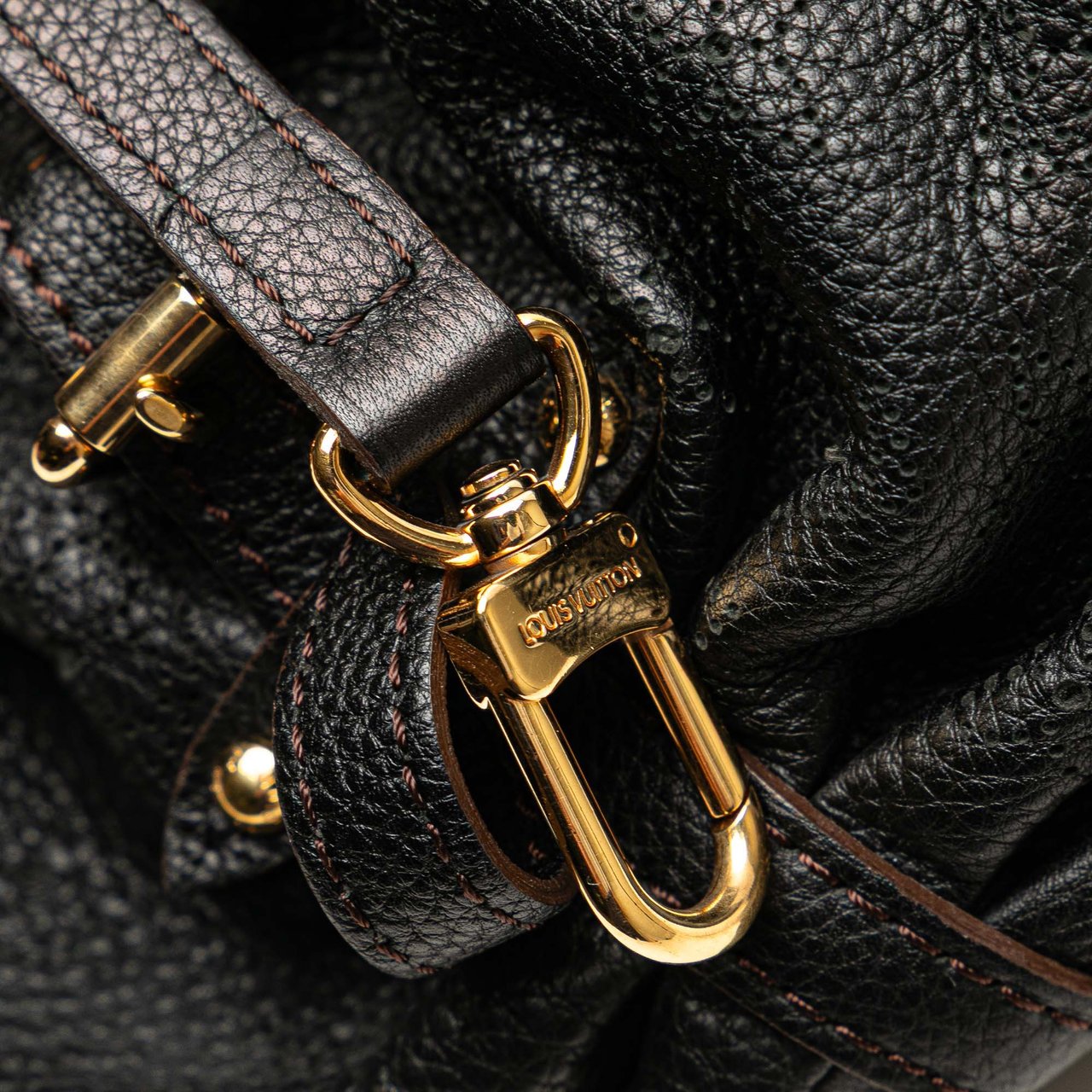 Louis Vuitton Monogram Mahina L Zwart