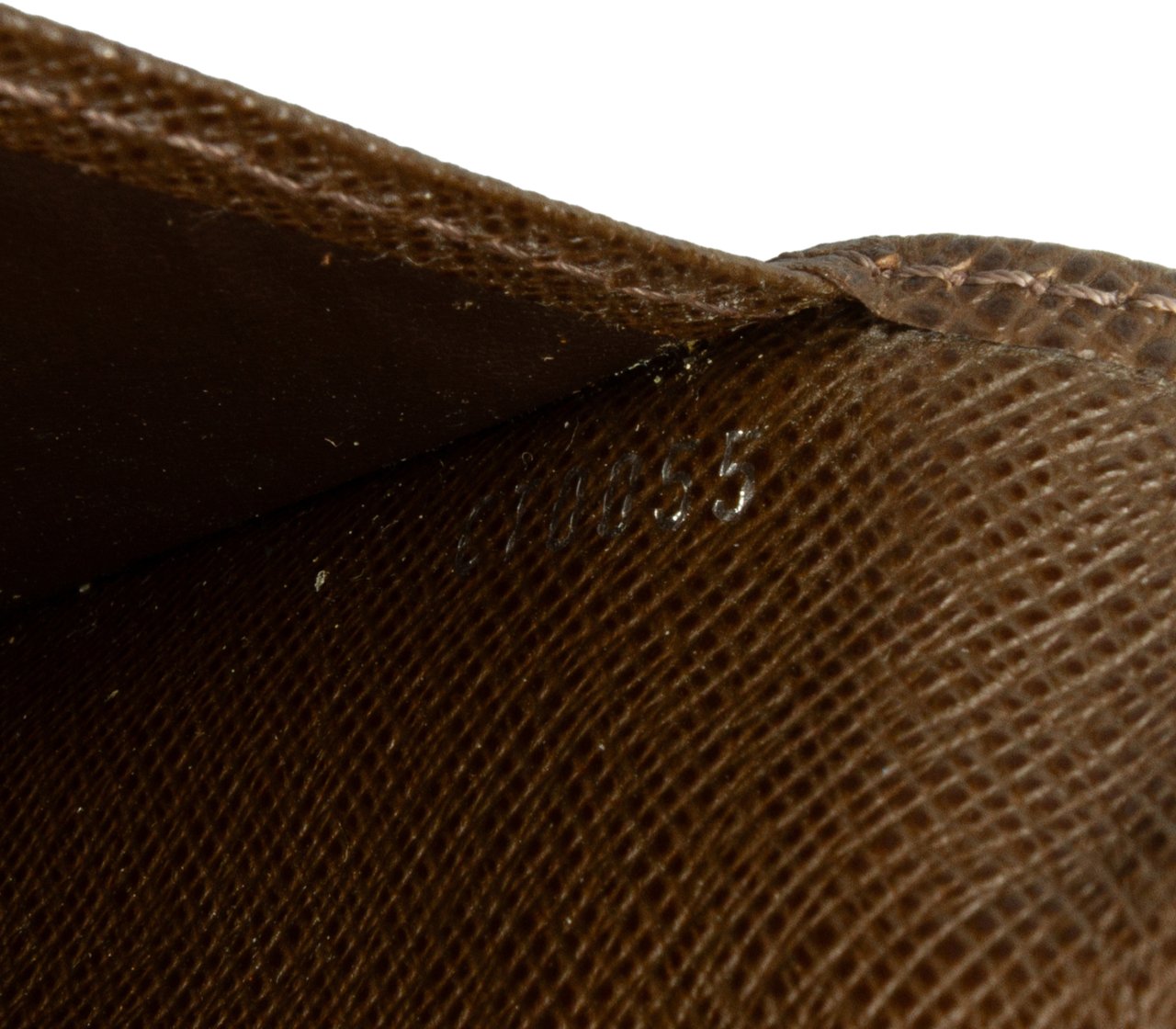 Louis Vuitton Taiga Checkbook Wallet Bruin