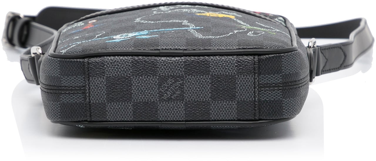 Louis Vuitton Damier Graphite Renaissance Map Danube Slim PM Zwart