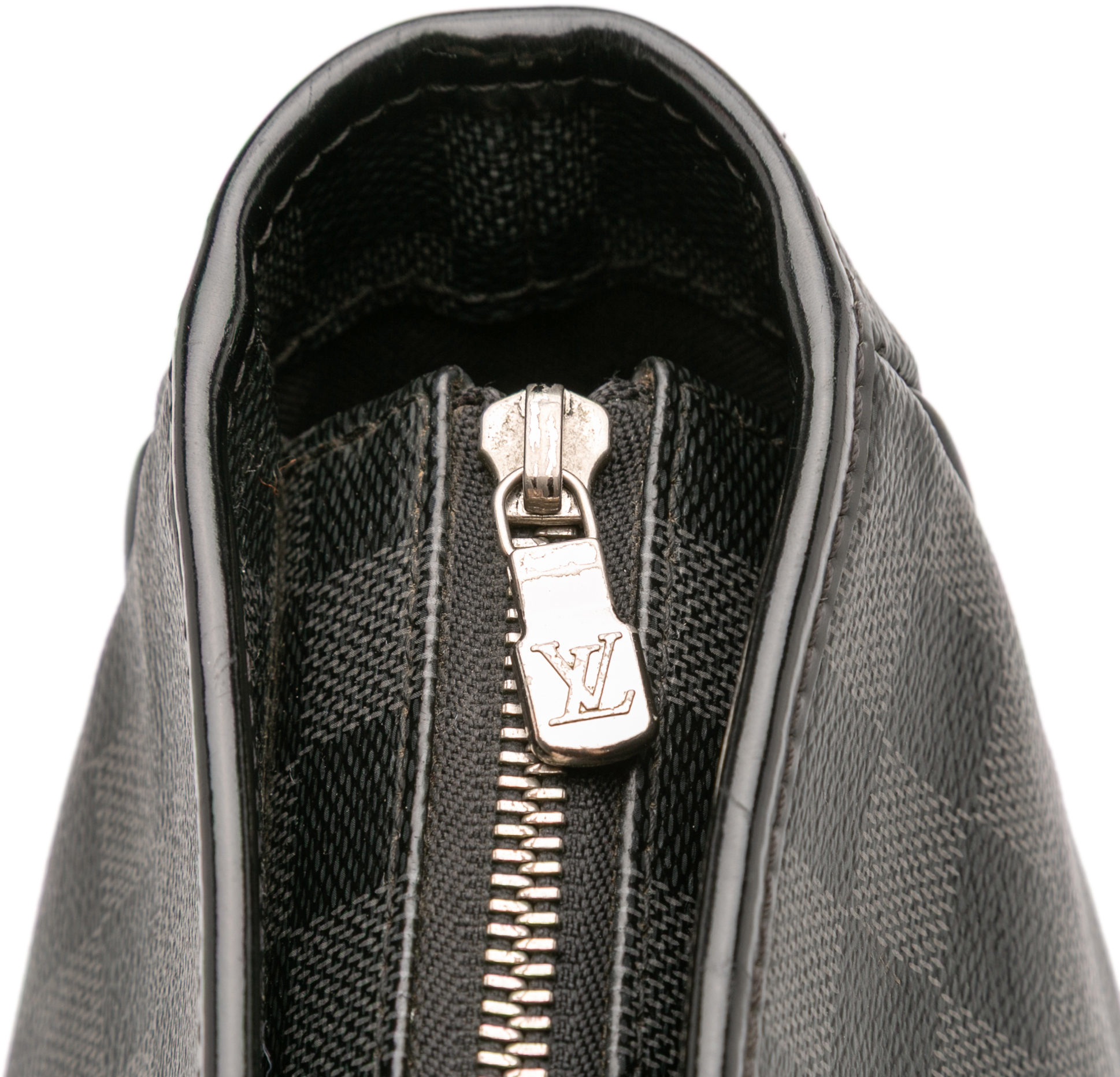 Louis Vuitton Damier Graphite Tadao PM Zwart